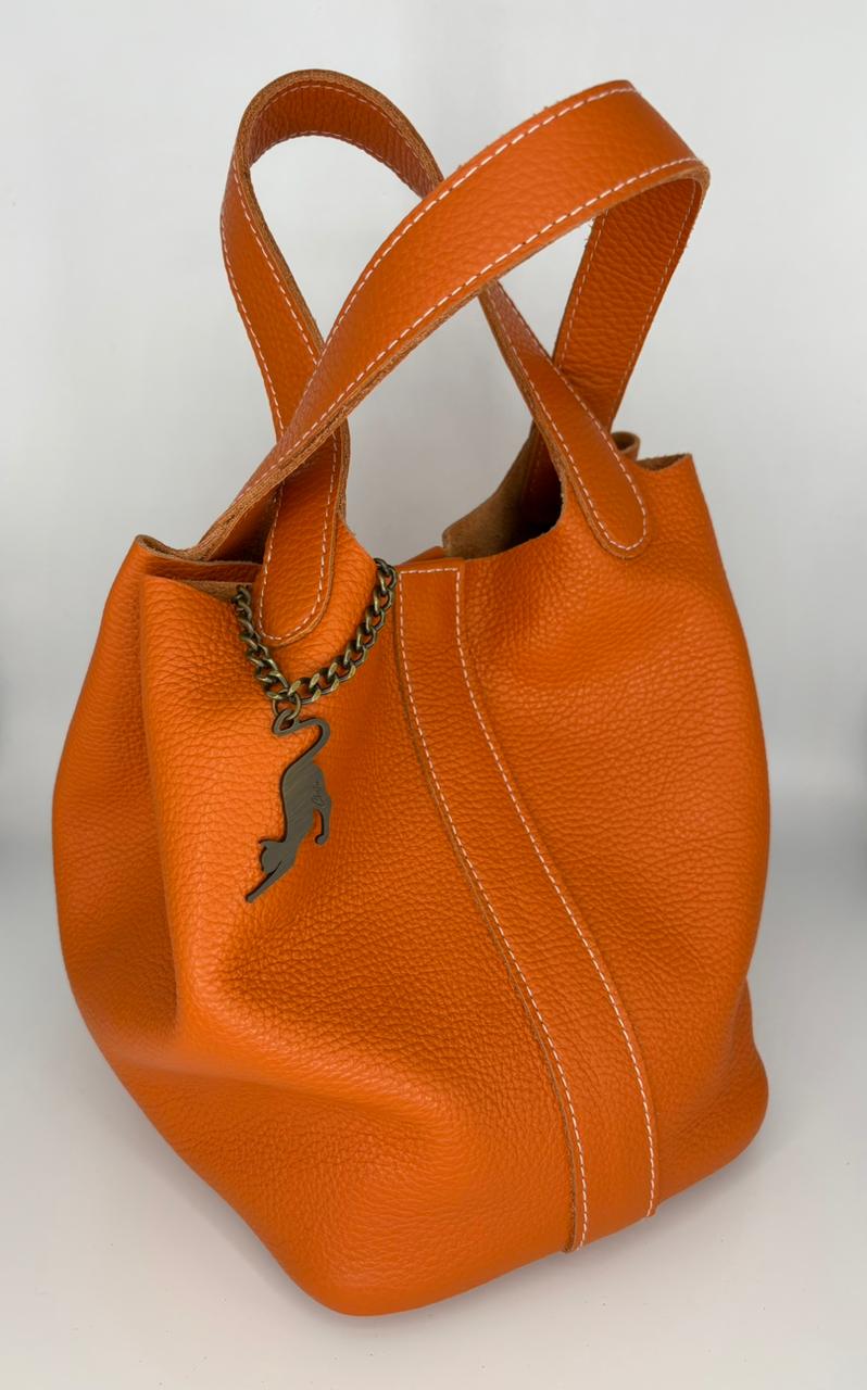 Bucket Chaton Leather